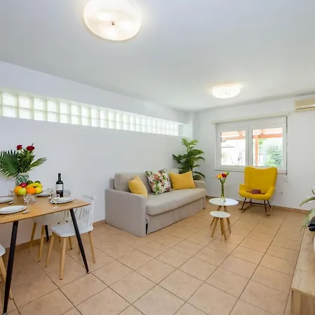 Apartament Manolia Dream 30m To The *